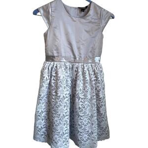 George Silver Formal Lace gray Dress Youth Girls size 14 Large Wedding event